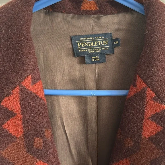 WOMEN'S JACKSONVILLE BLANKET WOOL COAT